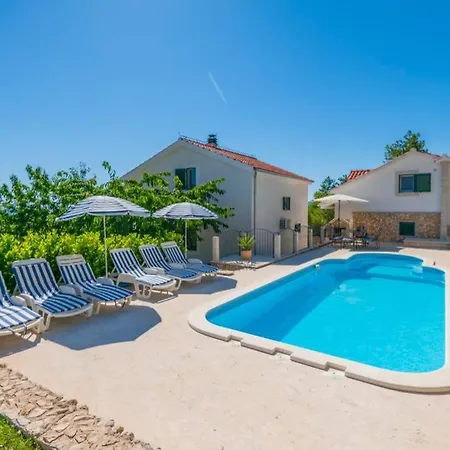 Vita- 3 Bedroom With Private Pool Σπίτι διακοπών Opanci