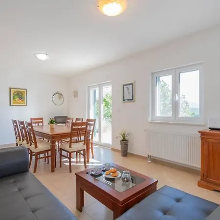 Σπίτι διακοπών Vita- 3 Bedroom With Private Pool *